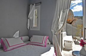 Mykonos gay holiday accommodation - Super Rockies Resort - Purple Haze Place