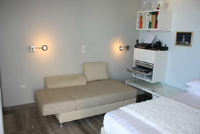 Mykonos gay holiday accommodation - Super Rockies Resort - Rock Rose Retreat