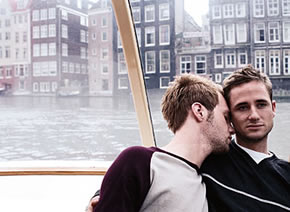 Amsterdam gay holiday accommodation Hotel Amistad services