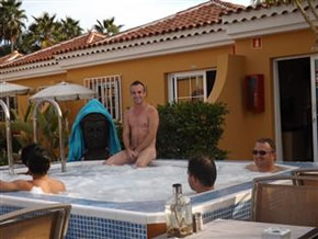 Gran Canaria exclusively gay men Club Torso Resort