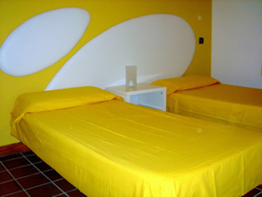 Gran Canaria gay holiday accommodation Judoca Colors Apartments
