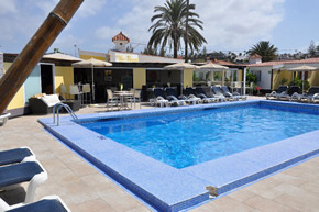 Gran Canaria exclusively gay holiday accommodation Villas Blancas