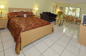 Ft.Lauderdale Granada Inn St. Vincent Junior Suite