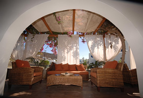 Mykonos gay holiday accommodation Hotel Dionysos