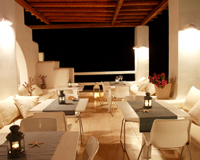 Mykonos gay holiday accommodation Hotel En Lefko Private Suites