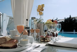 Exclusively Gay Geranium Luxury Hotel in Mykonos