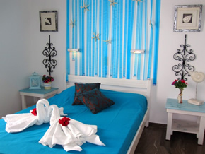 Mykonos gay holiday accommodation Kymata Pension