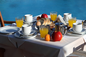 Mykonos gay holiday accommodation Hotel New Aeolos breakfast room