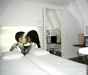 Amsterdam gay holiday accommodation design Hotel Chic & Basic Twin Room