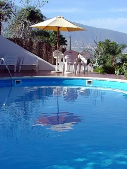 Tenerife Exclusively Gay guesthouse Villa Maspalmeras