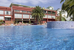 Gay friendly Las Palomas Hotel in Torremolinos