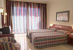 Torremolinos gay holiday accommodation Las Palomas Hotel