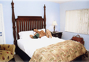 Ft.Lauderdale exclusively gay men's Cheston House Guestroom