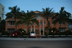 Exclusively Gay Coconut Cove GuestHouse in Ft.Lauderdale