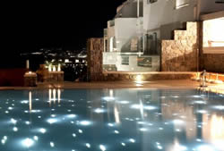 Gay Mykonos Bill and Coo Suites Hotel
