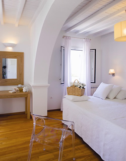 Gay friendly Elena Hotel in Mykonos