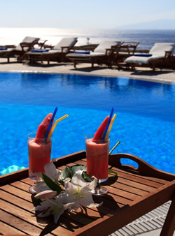 Mykonos Gay friendly En Lefko Private Suites Hotel