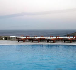 Gay friendly Hotel En Lefko Private Suites in Mykonos