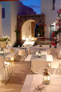 Mykonos gay friendly En Lefko Private Suites Hotel in Mykonos