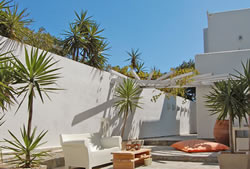 Exclusively Gay Geranium Luxury Hotel in Mykonos