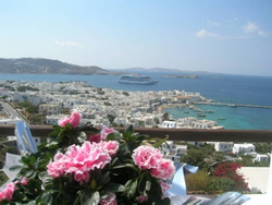 Exclusively Gay La Veranda Hotel in Mykonos