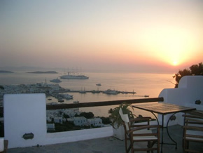 Mykonos gay holiday accommodation La Veranda of Mykonos Pension