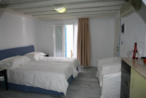 Mykonos gay holiday accommodation Hotel Madalena