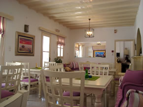 Mykonos gay holiday accommodation Hotel Magas