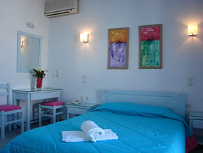 Mykonos gay holiday accommodation Hotel Magas