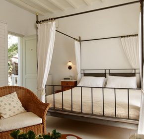Mykonos gay holiday accommodation Mykonos View Apartments by Semeli