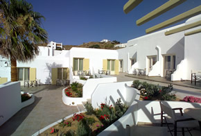 Mykonos gay holiday accommodation Hotel Pelican Art