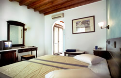 Gay friendly Hotel Pelican Bay Art in Mykonos