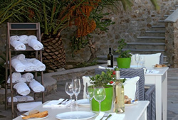 Gay friendly San Antonio Summerland Hotel in Mykonos