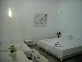 Mykonos gay holiday accommodation - Super Rockies Resort - Super Rock Retreat