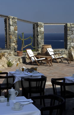 Gay friendly Hotel Tharroe of Mykonos in Mykonos