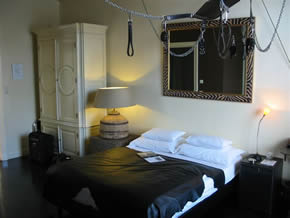 Amsterdam gay Hotel Black Tulip Fantasy Leather Double Room