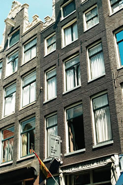 Exclusively Gay Hotel The Golden Bear in Amsterdam