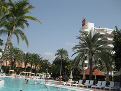 Gay friendly Riu Flamingo ApartHotel in Playa del Ingles