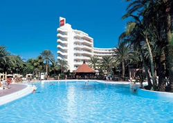 Gay friendly Riu Papayas Hotel Gran Canaria