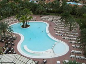 Gran Canaria gay friendly holiday accommodation Hotel Riu Papayas