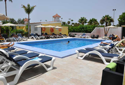 Exclusively gay men complex Villas Blancas 2 Gran Canaria