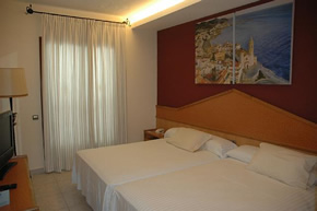 Sitges gay friendly Galeon Hotel