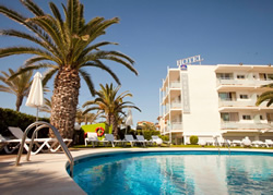 Gay favourite Sitges Hotel Subur Maritim