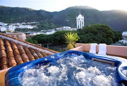 Tenerife gay friendly Hotel La Quinta Roja