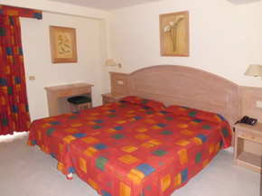 Tenerife gay friendly Park Plaza Apartments