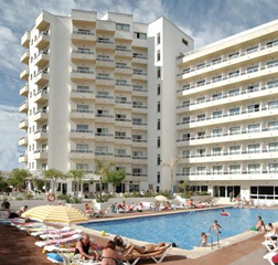 Gay friendly Hotel Marconfort in Torremolinos