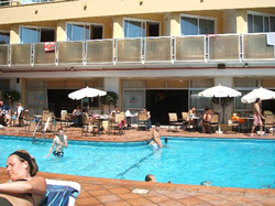 Gay Torremolinos Hotel Roc Flamingo