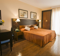 Gay friendly Stella Polaris Apartments in Torremolinos