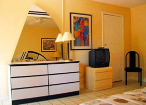 Fort Lauderdale gay holiday accommodation Rainbow Beach Resort